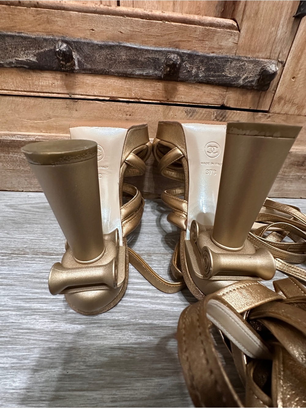 Gold Strappy Tie-Up Gladiator Sandals – Chanel EU 37C - Picture 8 of 16